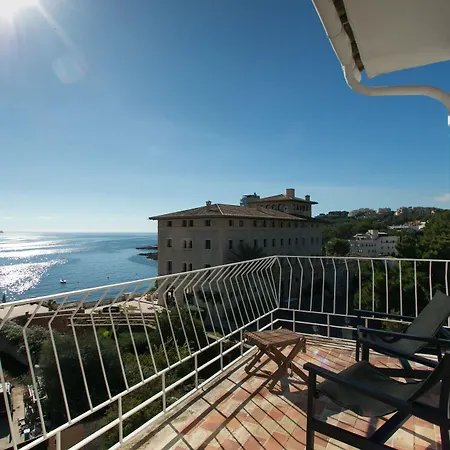 Hotel Zhero 4*