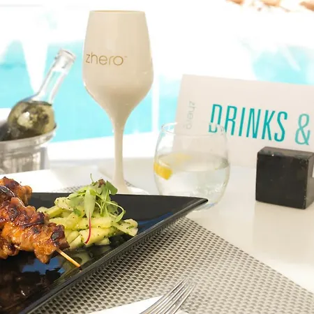 Zhero Hotel
