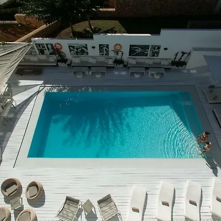 Zhero Hotel